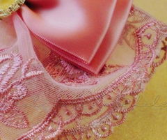 粉嫩蕾絲，甜美綻放 探索日韓風手工發飾的浪漫魅力